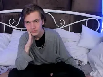 otto_williams — GOAL: massage ass in panties [27 tokens remaining] Welcome to my room! #18 #twink #new #young #feet
