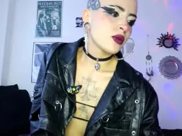plutonbluemoon_999 —          #mistress #femdom #nonude #smoke #goth [771 tokens remaining]
