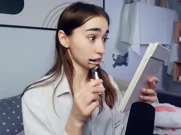 polly_bee — GOAL: keep warm my pussy to cum [308 tokens remaining] Let me be your little girl  #18 #skinny #young #teen #lovense