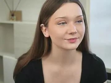 silviadagley — Goal: Tease with UnderView !Welcome! Im Sia!New Actions, New Day,New Guys !Welcome!  #18 y.o. #new #natural #teen #shy [444 tokens remaining]