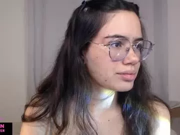 velvetcrystal on Chaturbate 