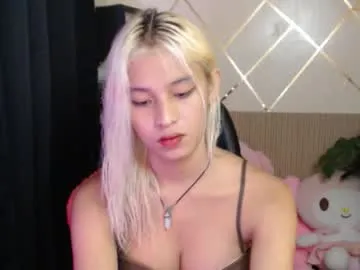 yurie_cummster — Scarlet is here,ready to explode my overloaded cum for u goal..... #pinay #asian #petite #slut #bigboobs  [1870 tokens remainin [1072 tokens remaining]