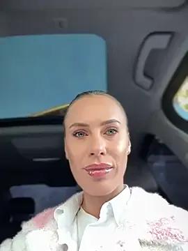 _JessyRey_ — Brr brr my pussy 