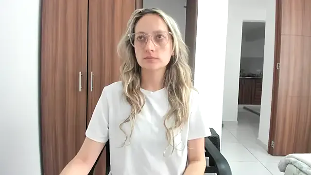 Adele_johnsonn1 — Freechat on StripChat