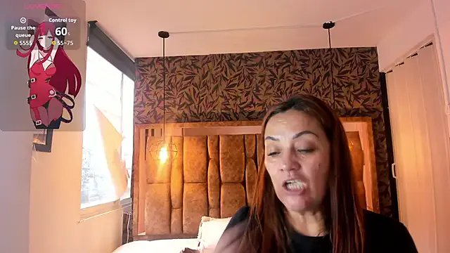 adri_fox — 5 SPANKS ON THE ASS + ORGASM