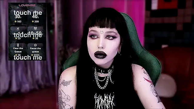 alexx_succubus — Wax Play (boobs, belly)