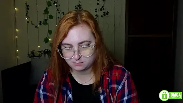 Alicia_love00 — Remove the T -shirt