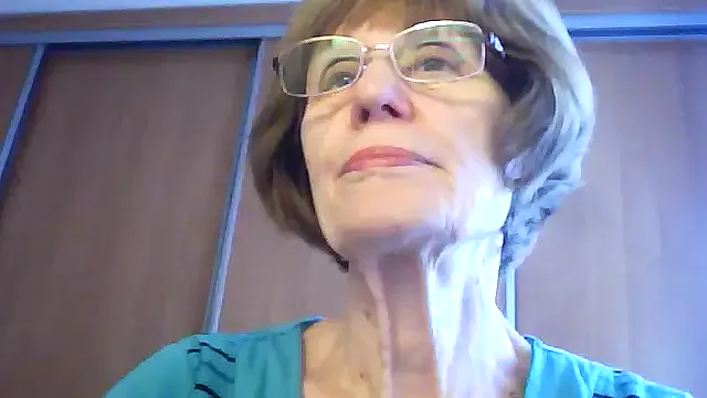 Anna72233 on StripChat 