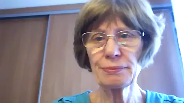 Anna72233 on StripChat 