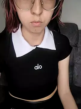 AnnieSparkle — Freechat on StripChat