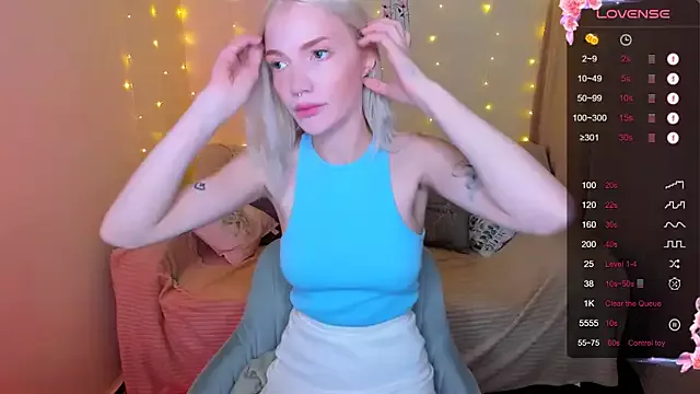 AnyaTaylor_ on StripChat 