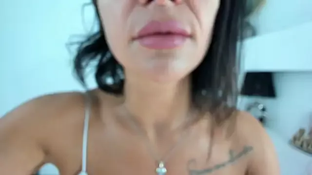 Arya_Lexy on StripChat 