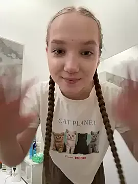 bambi_lu on StripChat 
