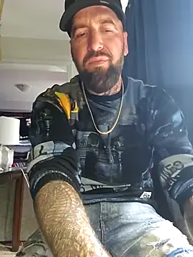 Beardedtattood — Hard and horny 