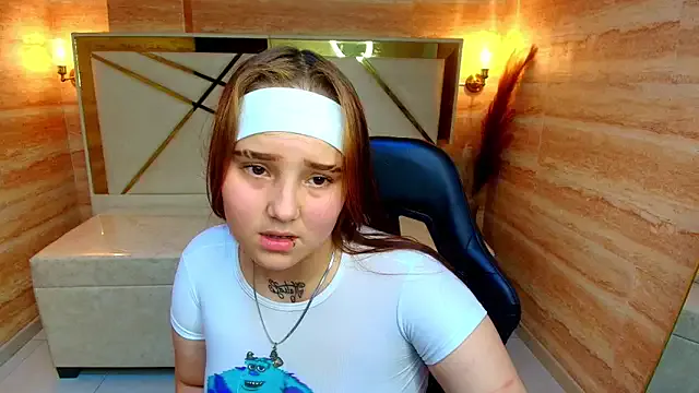 black_russo_r — FLASH ASSHOLE + FINGER