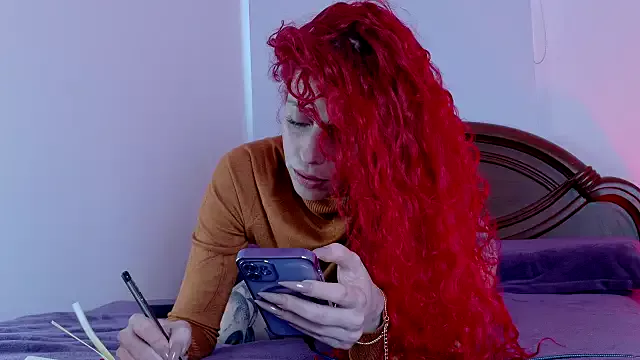 Borbala_Iggy on StripChat 