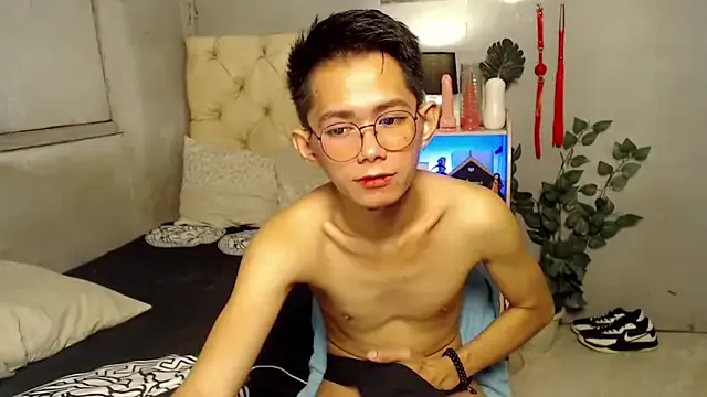 Boy_for_Rent69 — PLAY TOYS PUBLIC CUMSHOW :wanker: