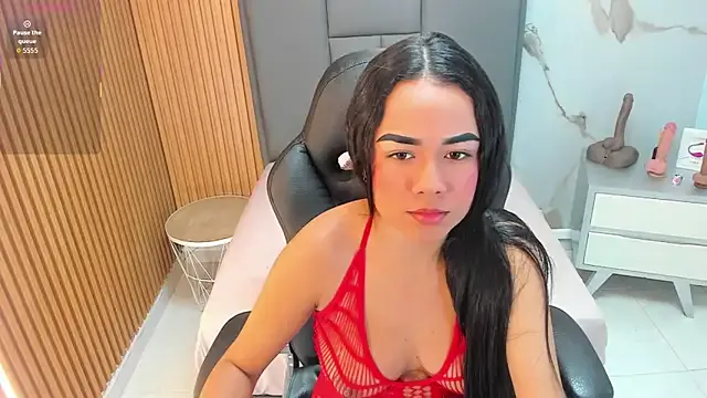 BRIHANACONOR — plug anal + spanks