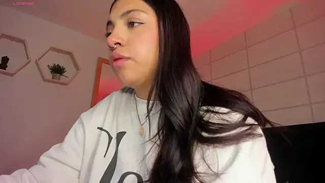 Christine_harper — suck and bite my tits