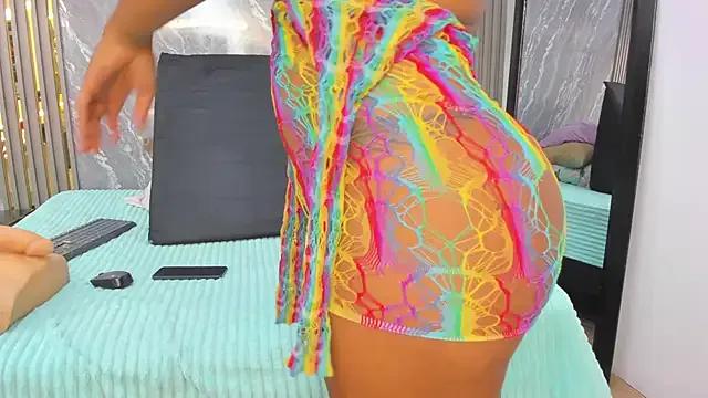 Freechat CiaraHarris on StripChat
