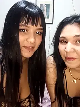 Connie_777 on StripChat 