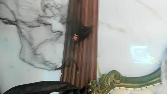 StripChat CoralieBronson is Freechat CoralieBronson — MASSAGE + FINGERS IN PUSSY