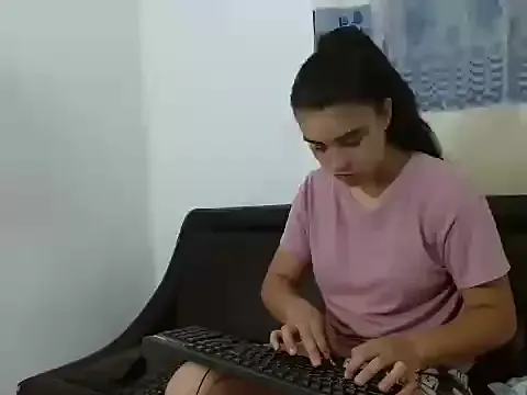 Cristalll_0925 — Private on StripChat