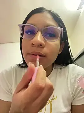 Danny_gonza — play with my pussy squirt