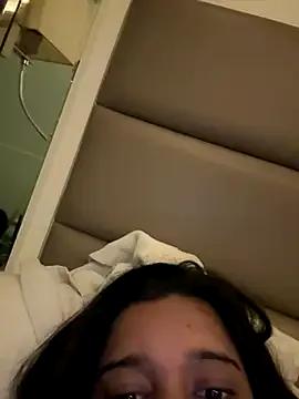 Freechat desitease on StripChat