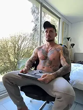 DimitriSullivan_ on StripChat 