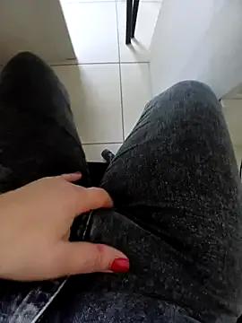 elisaelisa12's avatar