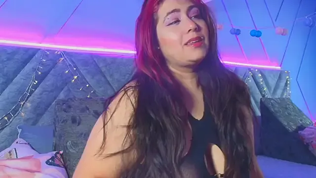 emmajohnss on StripChat 