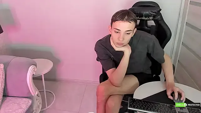 FelixCurtis — Spit a finger and tease the feet