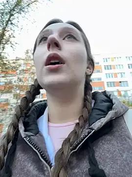 FroggyAnna — caress pussy after hot show 