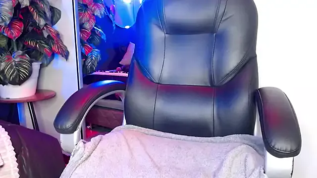 gasaiusagi_golden on StripChat 