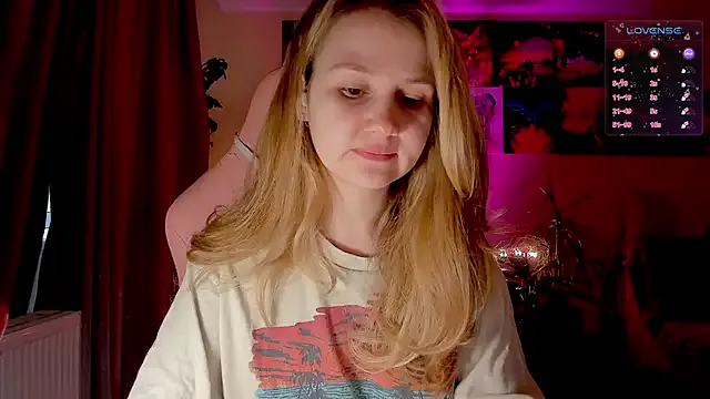 GoodWitch_ on StripChat 