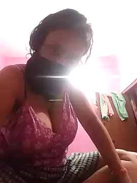 Gullapi on StripChat 