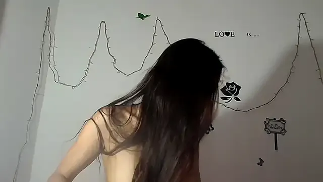 hanamor on StripChat 