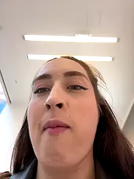 Holly_Play — BLOW kiss to start AMAZING journey
