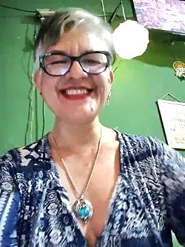 Freechat ilonna2025 on StripChat