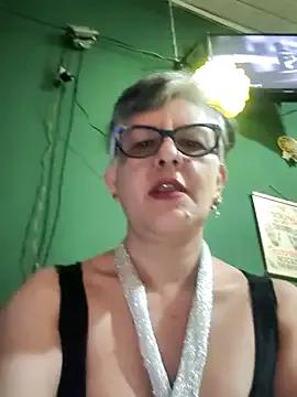 Freechat ilonna2025 on StripChat
