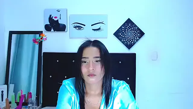 Jenng18 on StripChat 