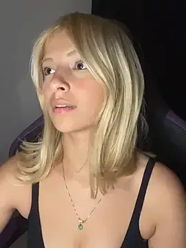 jujubinhahot on StripChat 