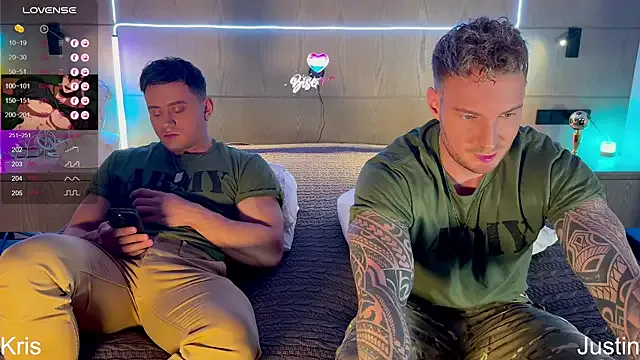 Justin_Hardy — Take off shorts and jerk off