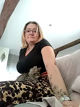 lady_charlyne — Bras off/ sous tif off