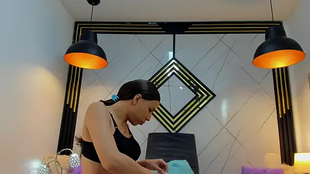 Leisygirl — Show tits | Put oil them