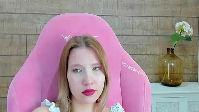 LiliLinn — Your support for a new photoshoot!