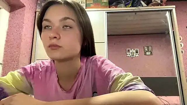 liliya13 on StripChat 