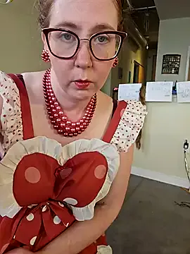 littlelustlamb — ???