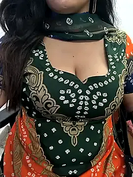 lovely_zara — Full nude 5min